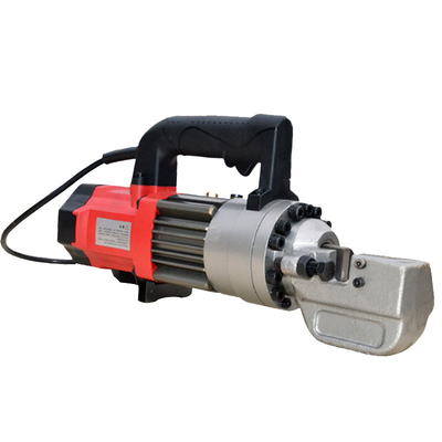 Coupeuse de barres d'acier portable pour la coupe de barres d'acier de 4 à 32 mm dans les projets de construction industrielle