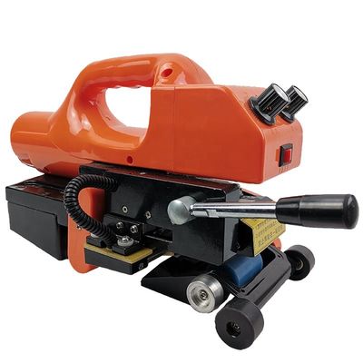 Machine de soudage de matières plastiques pour la protection de l'environnement 220V ZX1600 soudeur à air chaud