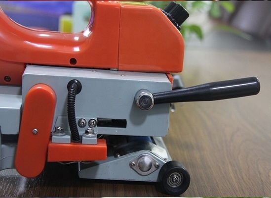 Mini soudeur à points ultrasoniques portatif à main pour le soudage en plastique rapide et efficace