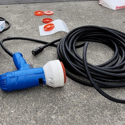 Machine de soudage à la bâche portable de 6 kW pour le scellage de la couture à air chaud des tentes de bannières
