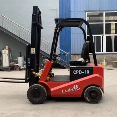600 kg Poids de la machine Chargeur à roues avant avec joystick AC et sans vanne hydraulique