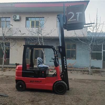 2000 kg de poids Plateforme de levage de chariot élévateur télescopique pour tout terrain et auto-chargement
