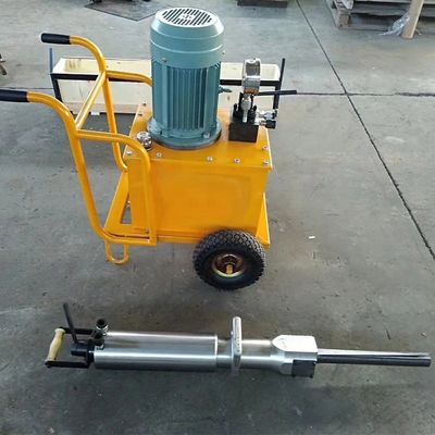 200 kg de poids moteur diesel fractionneur hydraulique de roche pour une fractionnement des roches en douceur et rapidement