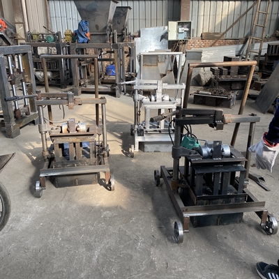 Machine de fabrication de blocs de pavage, machine à briques manuellement verrouillée, taille de palettes 850*550*25 mm