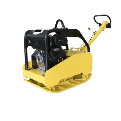 Compacteur de plaque de moteur à essence de 9,6 kW de puissance et de construction robuste
