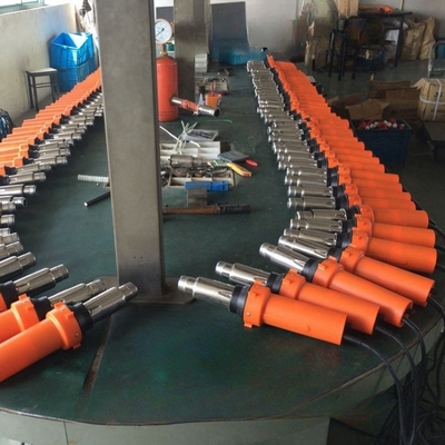 Exigences du client Machine de soudage à géomembrane HDPE LDPE pour les ateliers de matériaux de construction