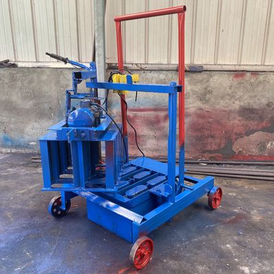 Facile à utiliser Machine de fabrication de blocs de béton pour paver les blocs à bon