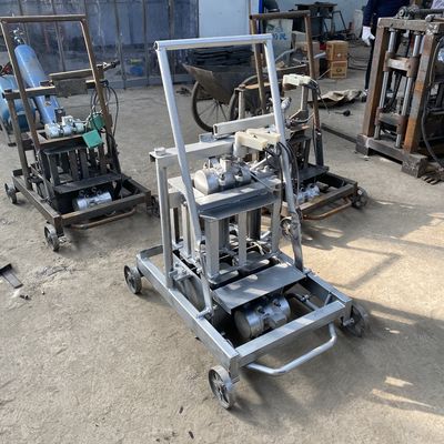 Facilité d'utilisation de la machine de fabrication de briques interverrouillée manuelle de la machine de fabrication de ciment