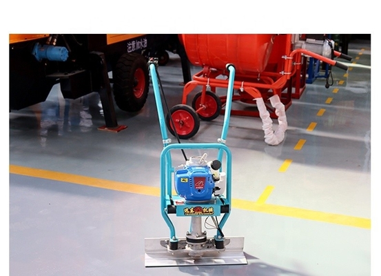 Vibration de la puissance du béton à vis avec réservoir de carburant de 3,6 litres et pompe hydraulique personnalisée