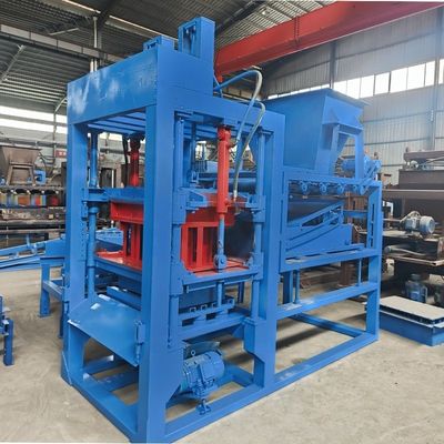Machine de fabrication de briques de ciment à moule personnalisable pour les blocs de béton/6000 kg de poids