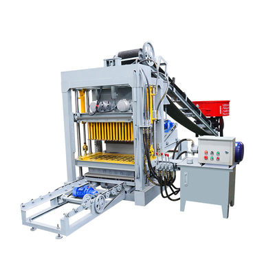Vibration polyvalente 75KN Machine de fabrication de briques de blocs de béton pour plusieurs applications