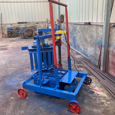 Machine à briques d'argile avec tension 380V et taille de palettes 850*550*25mm