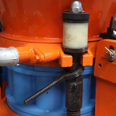 Utilisateur de pulvérisation de béton moelleux pour travaux de construction avec consommation d'air de 8 à 10 m3/min