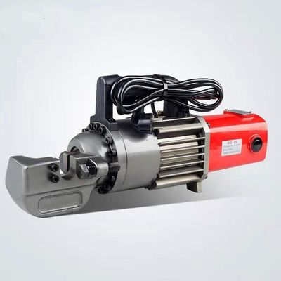 Coupeuse à barres d'acier hydraulique électrique portable de 13 kg 380v/220v 3kw pour projets de construction