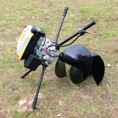 Plantation d'une aiguille de terre simple pour creuser des trous au sol Max. Profondeur de forage 50-150 cm