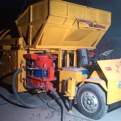 380v Béton humide Camion de béton à sous-vêtements Machine de pulvérisation de béton pour grands projets