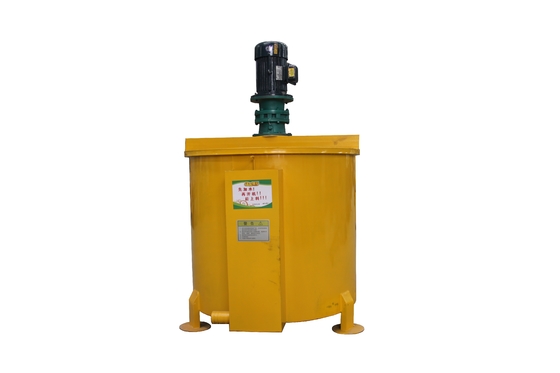 Haute efficacité de fonctionnement 1.2 M3 Autopropulsé Mini-Béton Mixer Truck pour la personnalisation