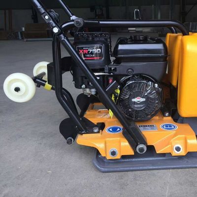 Compacteur de plaques vibratoires de 360 kg pour projets de construction