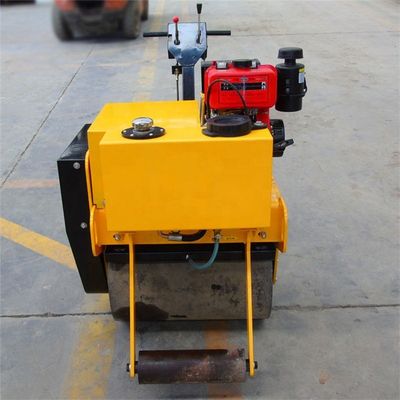 Petit rouleau routier avec changement de vitesse sans pas et forte vibration répond à la norme EPA