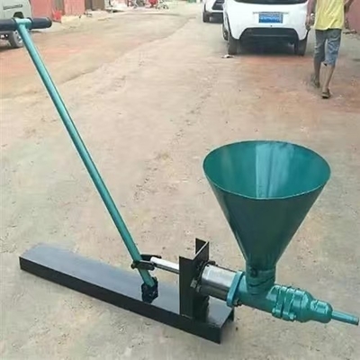Pompes d'injection de terre de béton à commande manuelle de 10 L/min avec puissance électrique 45 kg de poids