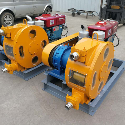 Pompe à tuyau à haute viscosité pour matériaux corrosifs