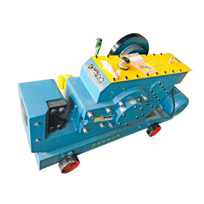 Machine de découpe de barres d'acier à moteur électrique pour la découpe précise de barres de forme spéciale