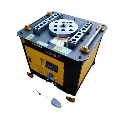 380 kg Vitesse du moteur 1440 tours/min.