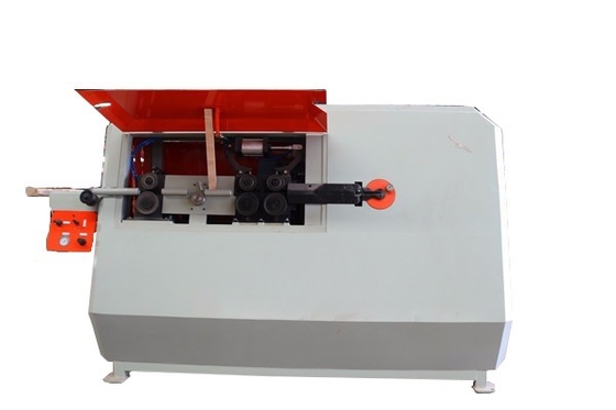 Année 2024 Machine automatique de flexion en spirale pour l' électricité Fer de la tige Stirrup Bender