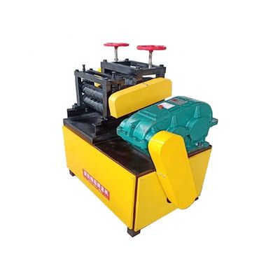 Machine de redressement de fil d'acier à huit trous pour barre ronde