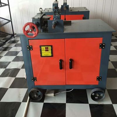 Générateur de tubes à forme primaire 90 degrés CNC automatique pour barres d'acier et tubes circulaires
