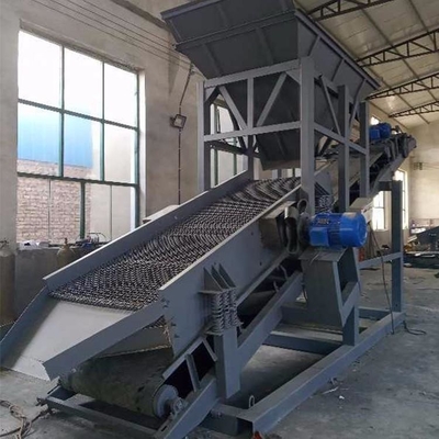 380 Voltage Vibration à trois couches Mobile Crushing and Screening Plant avec professionnel