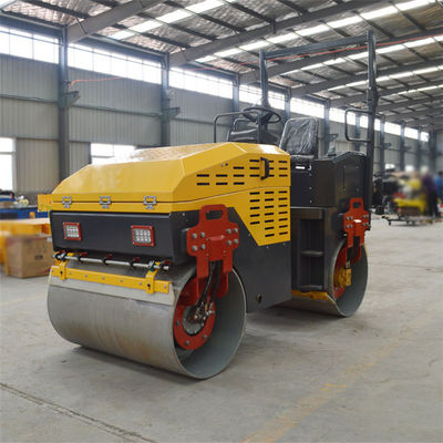 Machine de compactage industriel de 5 tonnes avec diamètre de tambour de 800 mm et vibration hydraulique