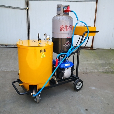 Système de décapage efficace de la ligne de peinture à froid Machine de marquage routier Pression de travail 8-16 MPa
