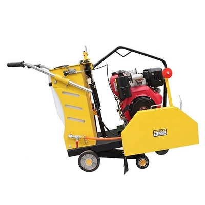 Coupeuse miniature de 150 mm pour couper les sols en béton et en asphalte